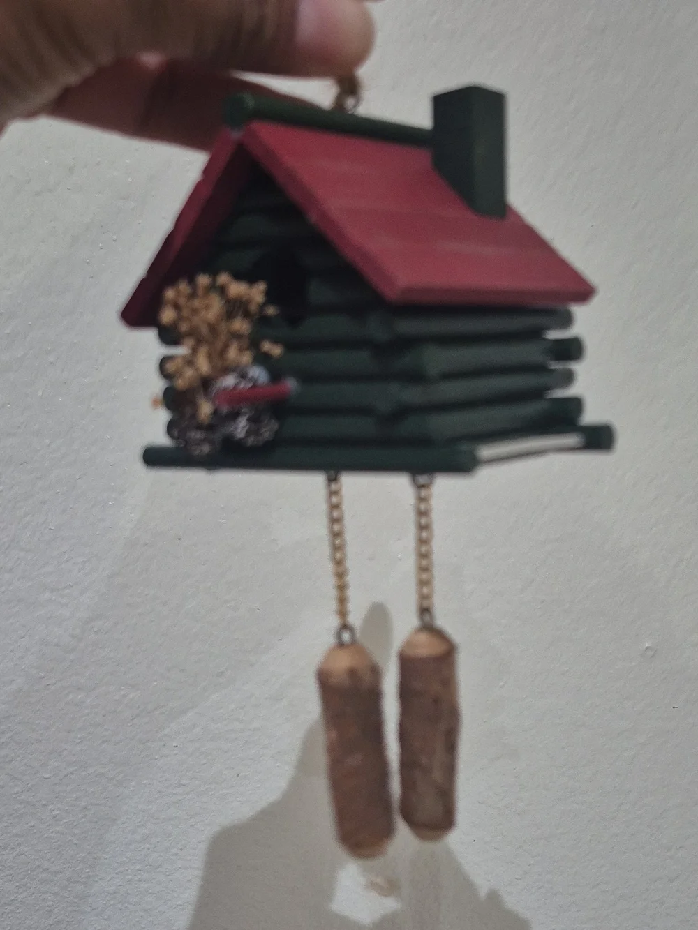 VTG. Holiday Cabin Ornament Set -4 Green and Red Rustic Wood
